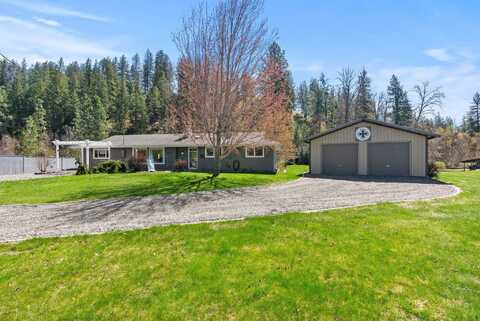 675 Pend Oreille Loop, Colville, WA 99114