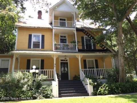 31 Barton Avenue, Rockledge, FL 32955