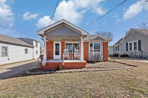826 Old Main St., Newton, KS 67114