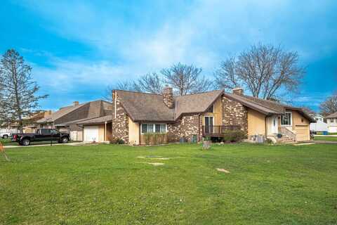 6661 Fairway Circle & 4572 Golf Drive, Windsor, WI 53598
