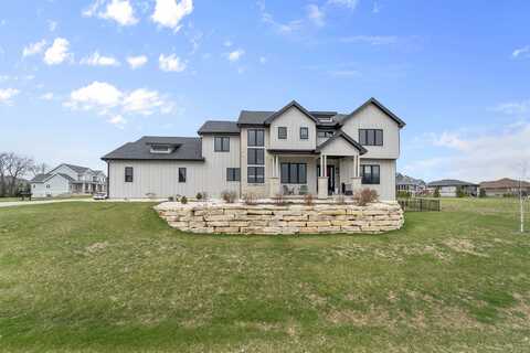 5606 Shenandoah Drive, Waunakee, WI 53597