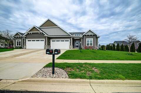 5686 Wilshire Drive, Fitchburg, WI 53711