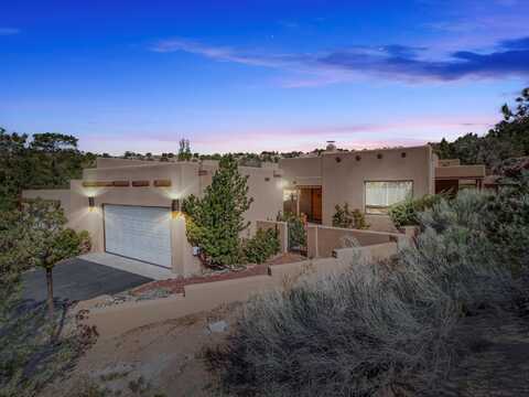 407 Michelle Ct, Santa Fe, NM 87501