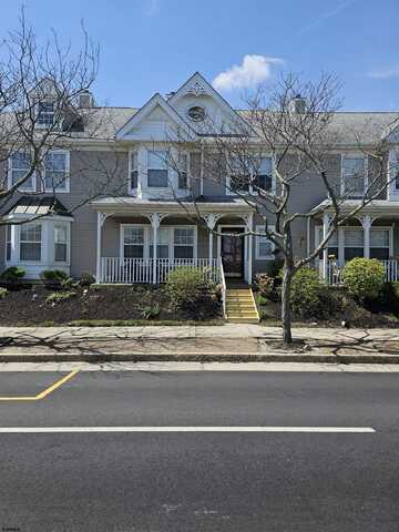 2 Lighthouse Ct, Atlantic City, NJ 08401