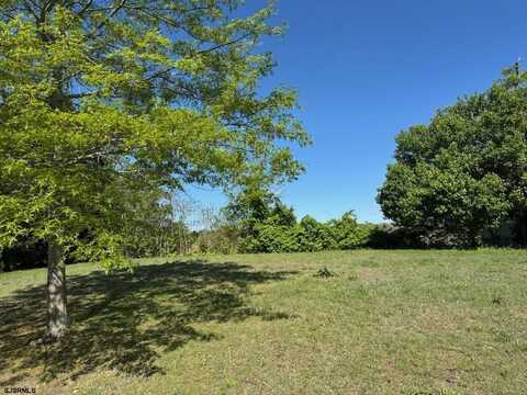 4 Spatterdock Ln, Linwood, NJ 08221