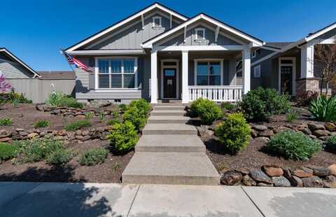 567 Canterwood Drive, Medford, OR 97504