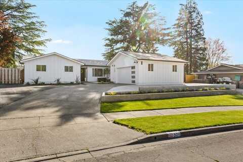 1509 N Keene Way Drive, Medford, OR 97504