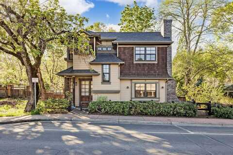 225 N Oregon Street, Jacksonville, OR 97530