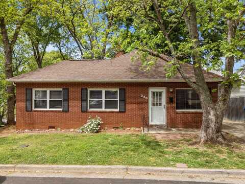330 Clover Street, Mooresville, NC 28115