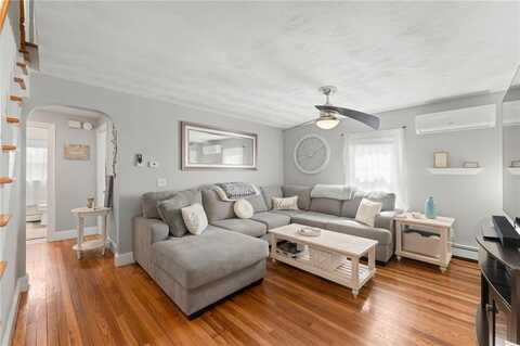 91 Marshall Avenue, Cumberland, RI 02864