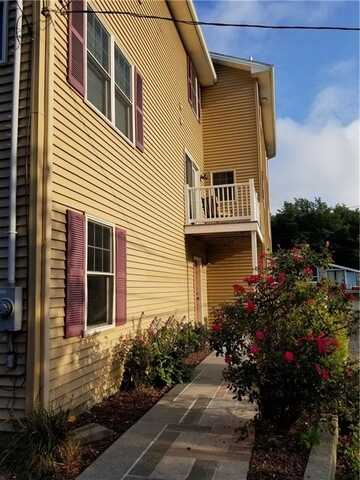37 Alqonquin Trail, Narragansett, RI 02882