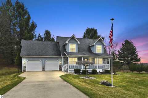 8188 Crestview Drive, Cadillac, MI 49601