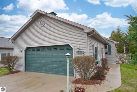 3732 Creekside Drive, Traverse City, MI 49684