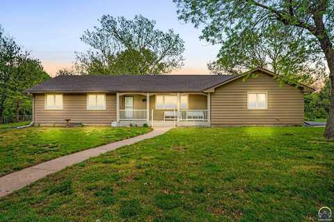 5132 SW Brentwood RD, Topeka, KS 66606