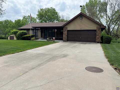 4411 NW Geronimo TRL, Topeka, KS 66618