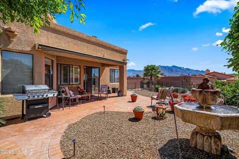8615 N Bobby Jones Drive, Tucson, AZ 85742