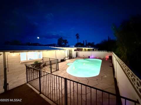 1810 S Sleepy Hollow Avenue, Tucson, AZ 85710