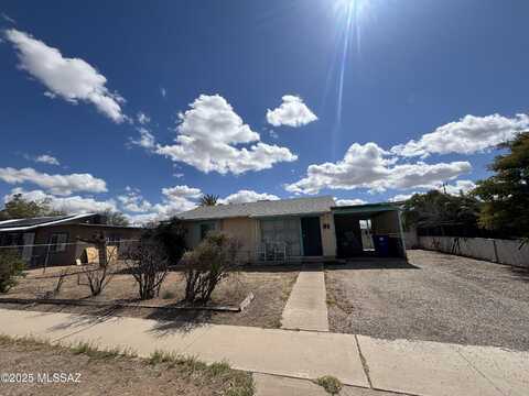 2950 E Coconino Vista, Tucson, AZ 85713