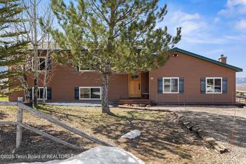 55 WHEATRIDGE Lane, Etna, WY 83118