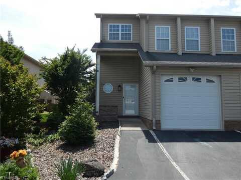 307 Skiles Heights, Thomasville, NC 27360