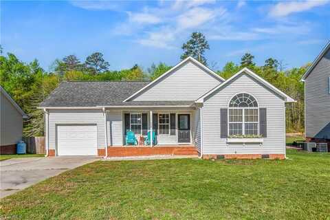 208 Santa Fe Circle, Thomasville, NC 27360