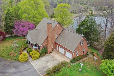 258 Sparks Road, Advance, NC 27006
