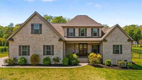 5303 Sicily Street, Oak Ridge, NC 27310