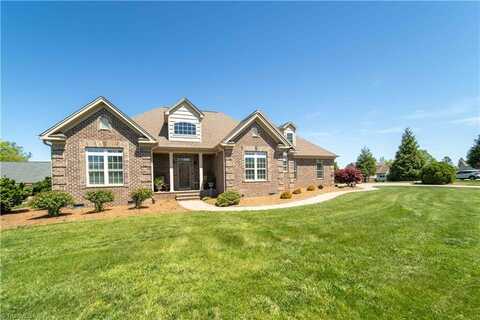 2181 Walnut Crossing Run, Yadkinville, NC 27055