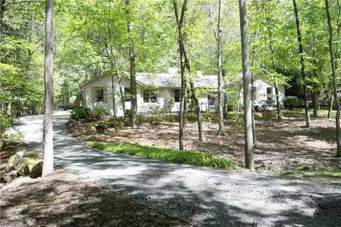 21 Wedgewood Road, Chapel Hill, NC 27514