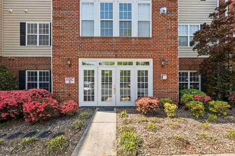 522 College Road, Greensboro, NC 27410