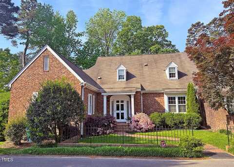 8 Greenside Court, Durham, NC 27707
