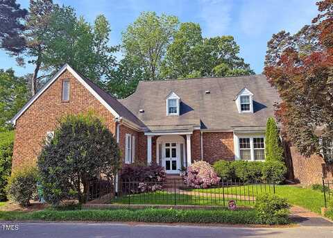 8 Greenside Court, Durham, NC 27707