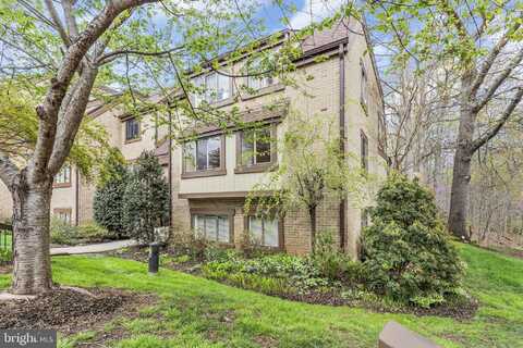1665 PARKCREST CIRCLE, RESTON, VA 20190
