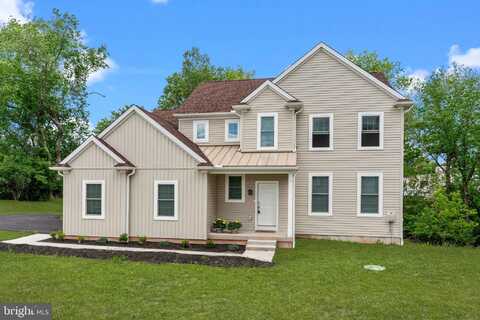 5 BLACKHORSE WOODS LANE, PLYMOUTH MEETING, PA 19462
