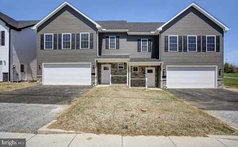 303 GRANDVIEW AVE, WAYNESBORO, PA 17268