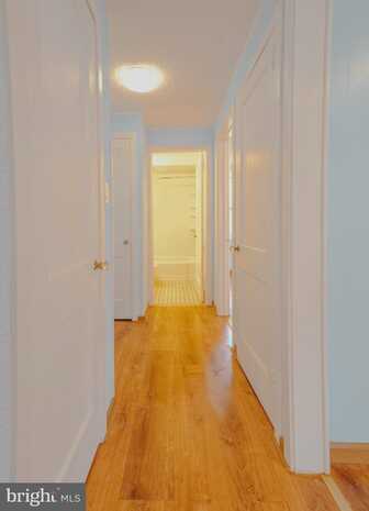 15 MARLOW COURT, HAMILTON, NJ 08610