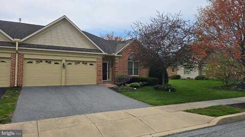 125 ALMOND DRIVE, HERSHEY, PA 17033