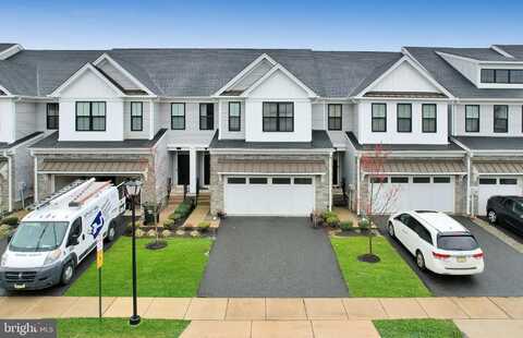 9 CLOVER LANE, MONROE TOWNSHIP, NJ 08831