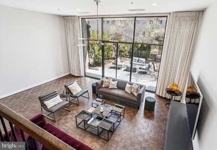 1401 N OAK STREET, ARLINGTON, VA 22209
