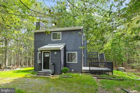 2914 FAIRHAVEN DRIVE, TOBYHANNA, PA 18466