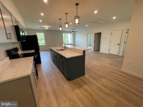 13 KENNEDY STREET, LANCASTER, PA 17602