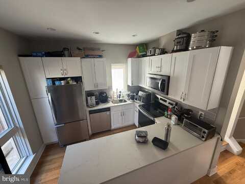 2225 SPRUCE STREET, PHILADELPHIA, PA 19103