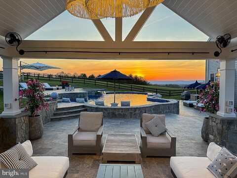 15097 BARLOW DRIVE, WATERFORD, VA 20197