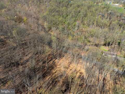 1672 HOLLOW ROAD, CHESTER SPRINGS, PA 19425