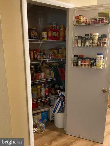 3609 JEFF ROAD, GLENARDEN, MD 20774