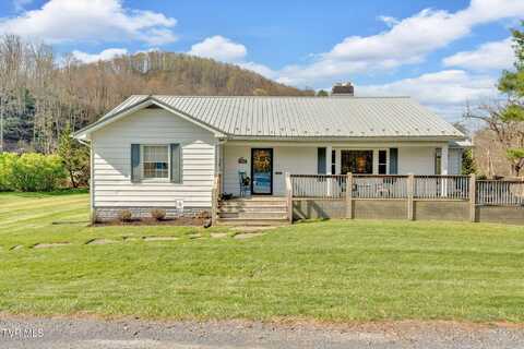 20414 Azen Road, Damascus, VA 24236