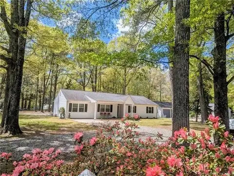 3916 Hickory Fork Road, Gloucester, VA 23061