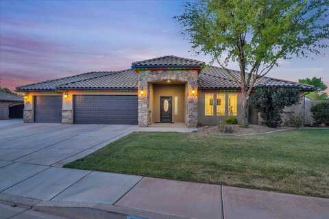 257 E Stonehedge DR, Washington, UT 84780