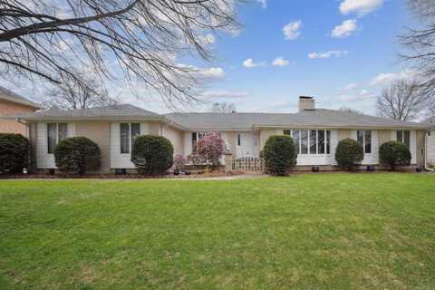 1759 Pinehurst Lane, Waterloo, IA 50701