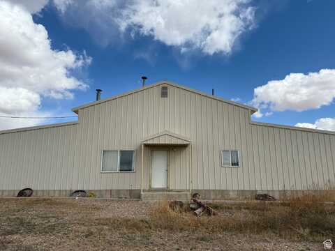 6051 N 11500 E, Lapoint, UT 84039